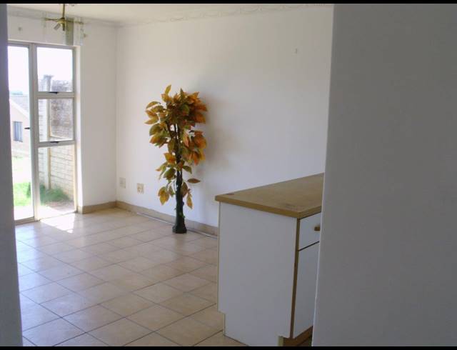 2 BEDROOM APARTMENT FOR SALE IN MONTCLAIR